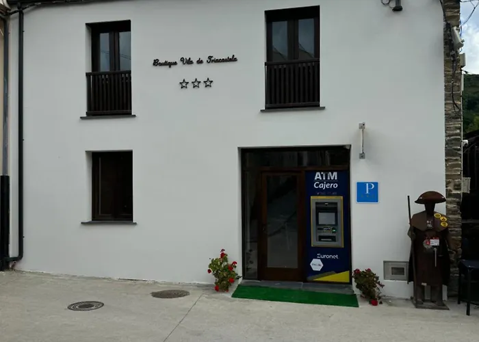 Boutique De Триакастела